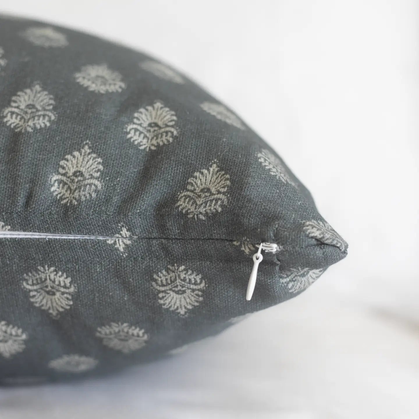 Clay Vintage in Blue Lumbar | 12x40"