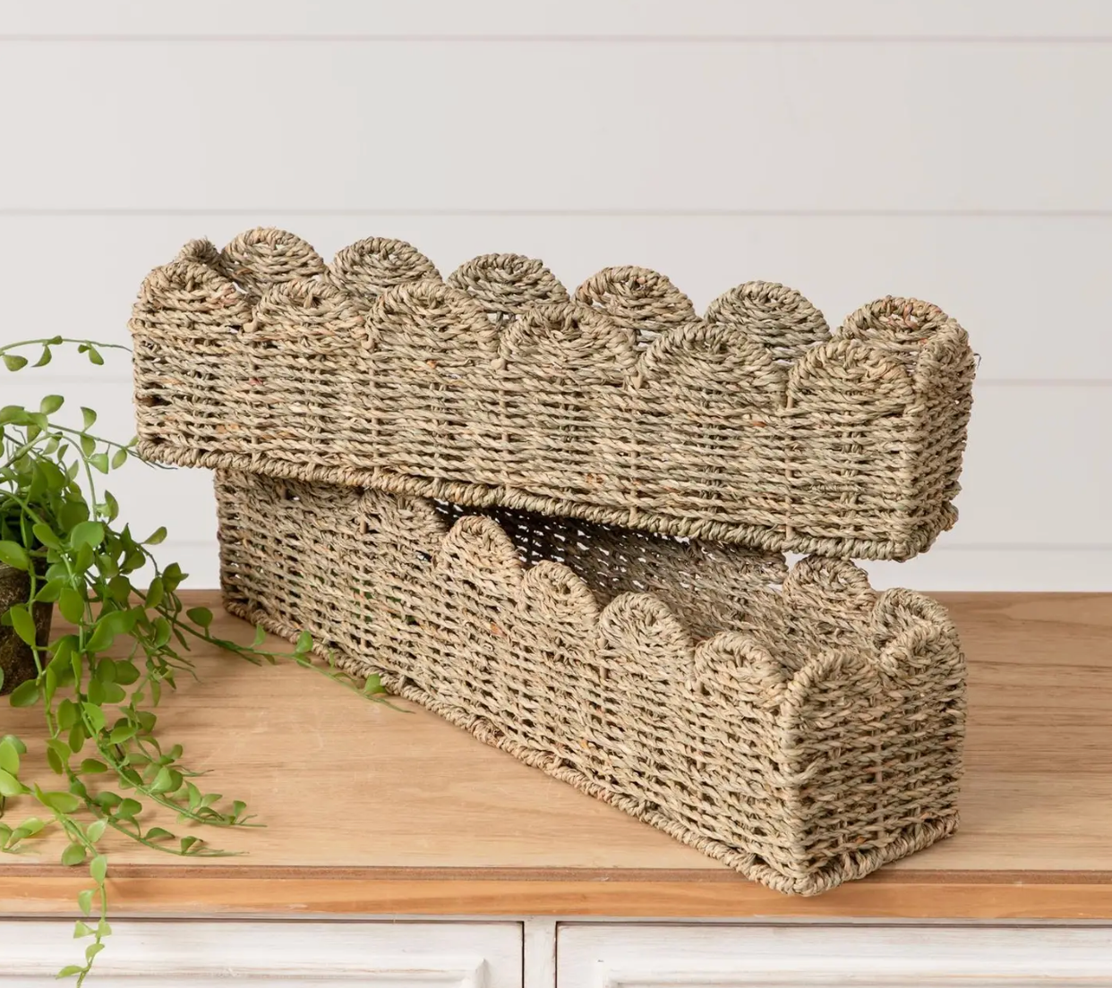 Scalloped Edge Seagrass Baskets