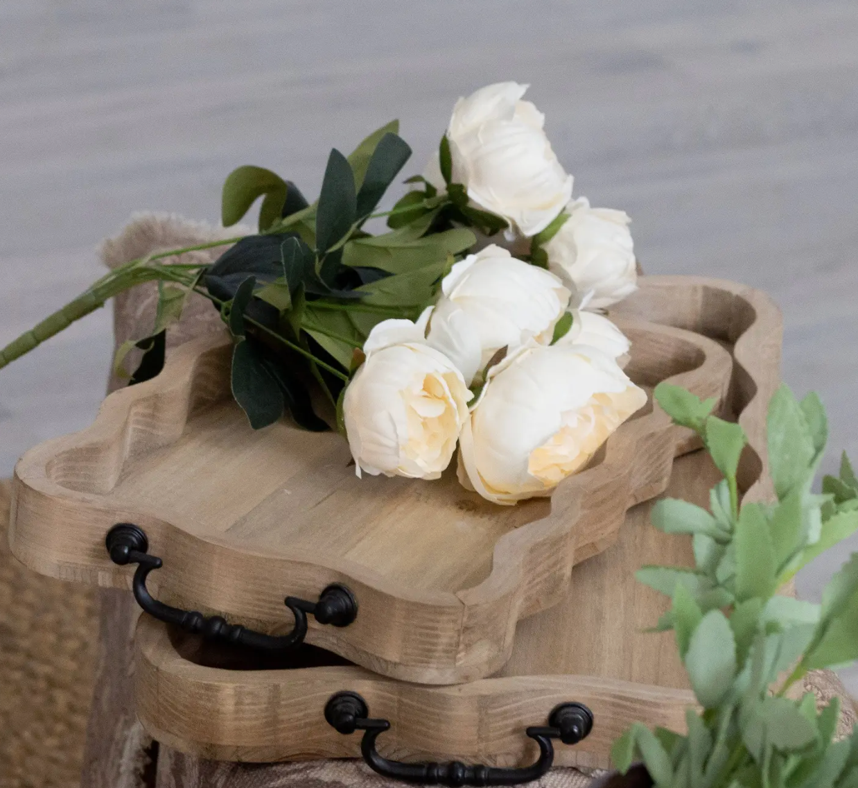 Trays - Scalloped Natural Wood (Set of 2)